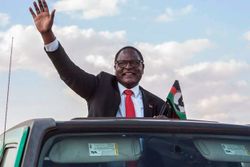 Malawi president.jpg