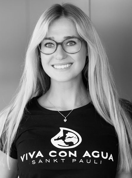 Datei:Carolin Janisch.jpg