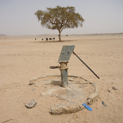 Sudan desert well.png